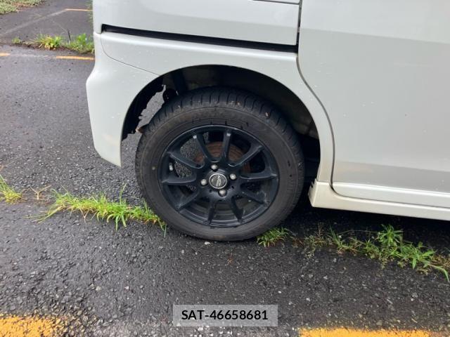 Suzuki SPACIA 2014-07 8368931-3
