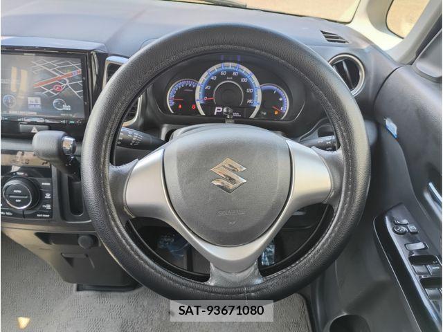 Suzuki SPACIA 2014-09 8372223-17