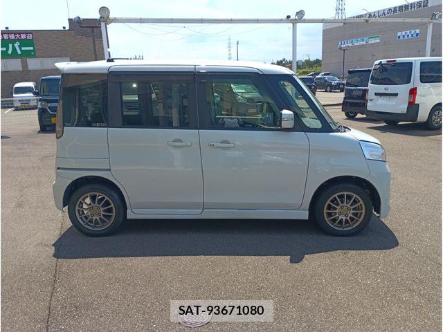 Suzuki SPACIA 2014-09 8372223-3