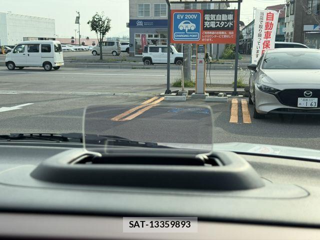 Suzuki SPACIA 2026-01 8415072-9