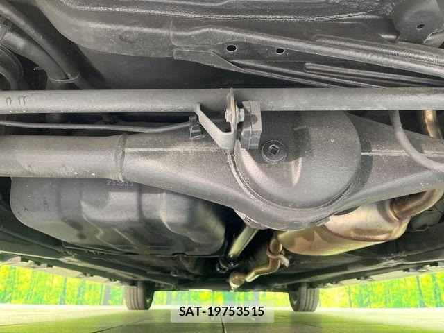 Suzuki SPACIA 2023-08 8527450-18