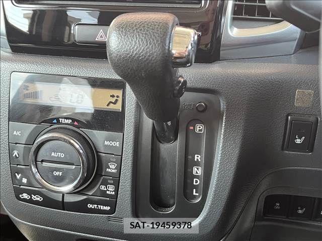 Suzuki SPACIA 2014-10 8563610-17