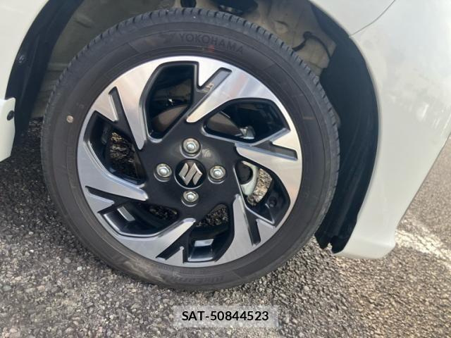 Suzuki SPACIA 2026-04 8563608-9