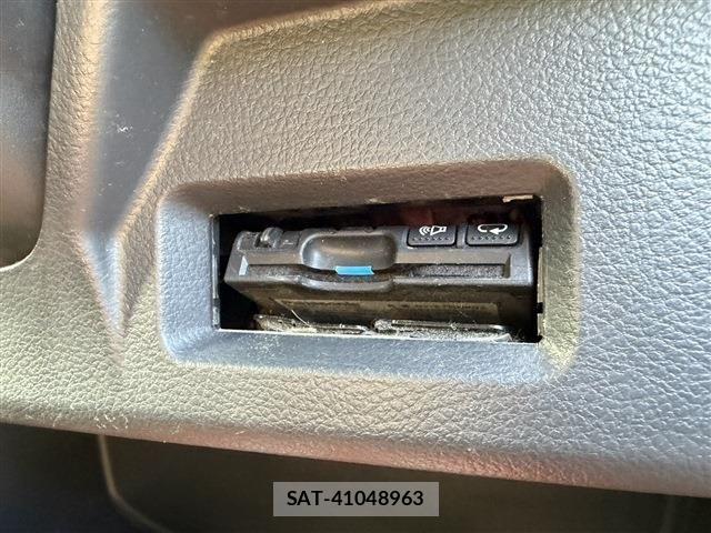 Suzuki SPACIA 2013-12 8661706-14