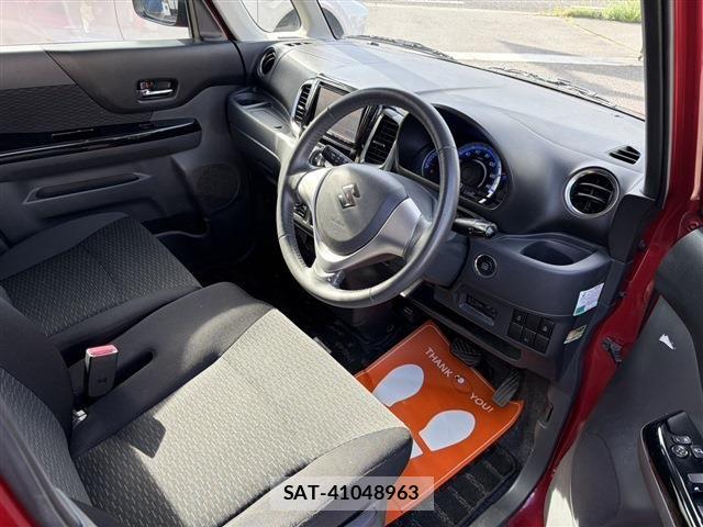 Suzuki SPACIA 2013-12 8661706-5