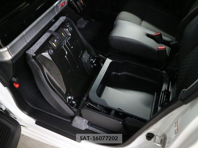 Suzuki SPACIA 2019-06 8745994-13