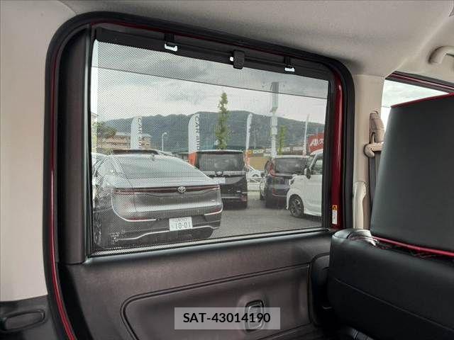 Suzuki SPACIA 2018-02 8797555-28