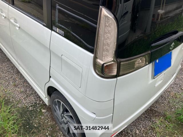 Suzuki SPACIA 2014-09 8831741-3