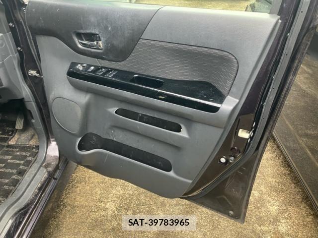 Suzuki SPACIA 2013-09 8848978-9