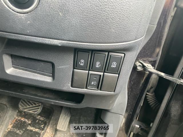 Suzuki SPACIA 2013-09 8848978-10