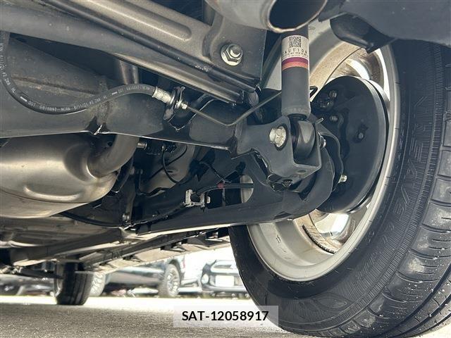 Suzuki SPACIA 2021-07 8884377-12