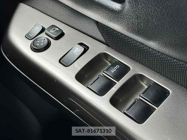 Suzuki SPACIA 2017-03 6678191-27