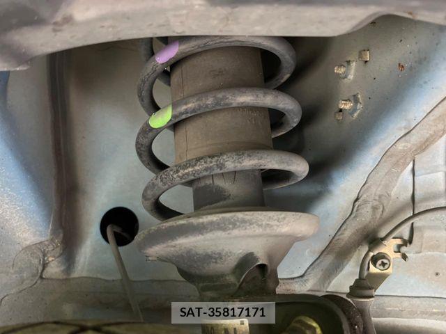 Suzuki SPACIA 2017-08 6717404-19
