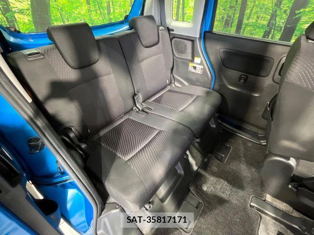 Suzuki SPACIA 2017-08 6717404-8