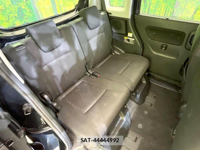 Suzuki SPACIA 2017-08 6913357-8