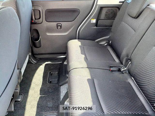 Suzuki SPACIA 2017-05 7060822-13