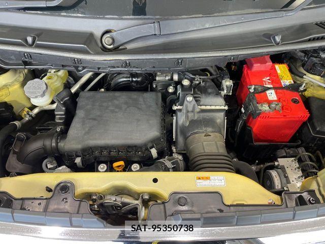 Suzuki SPACIA 2017-04 7225445-17