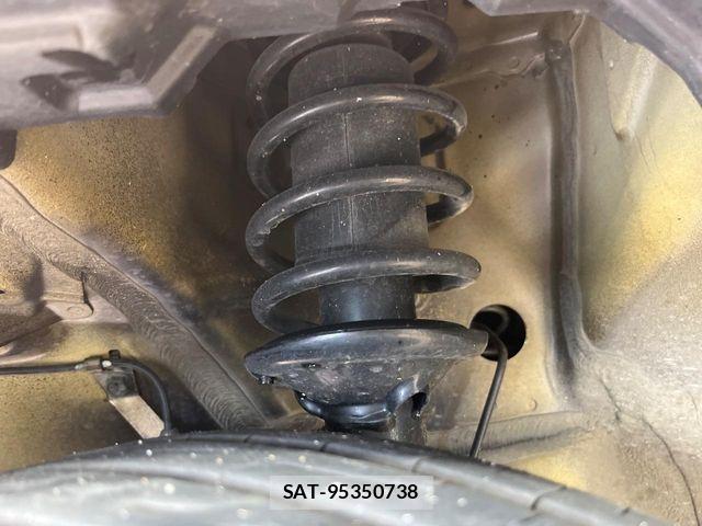 Suzuki SPACIA 2017-04 7225445-19