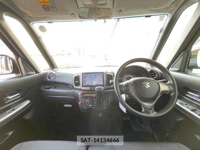 Suzuki SPACIA 2017-09 7252411-6