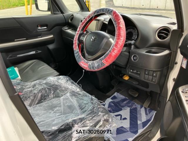 Suzuki SPACIA 2017-07 7252409-18