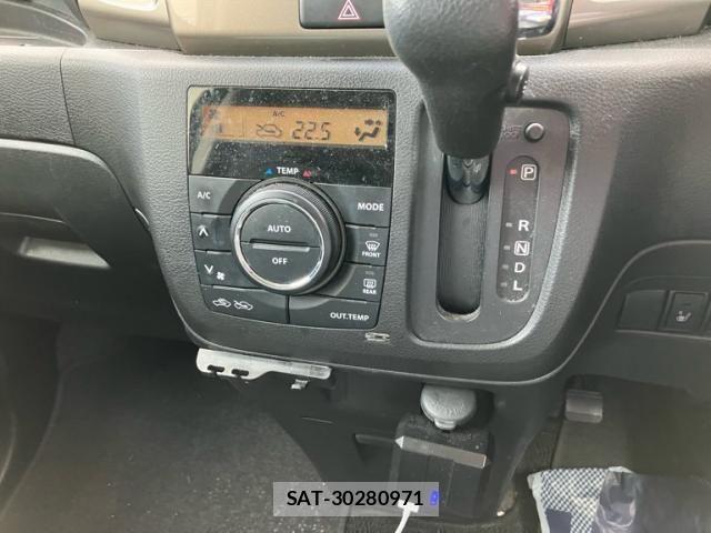 Suzuki SPACIA 2017-07 7252409-22