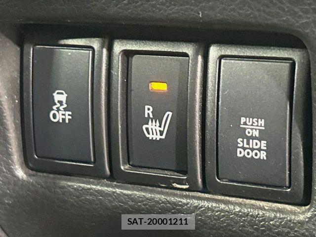 Suzuki SPACIA 2017-08 7272995-6