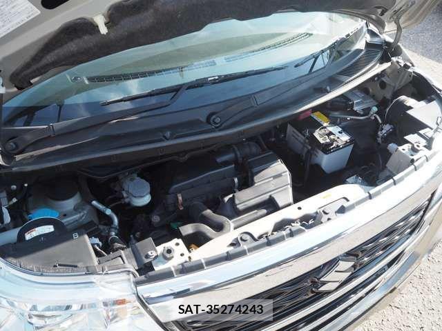 Suzuki SPACIA 2017-10 7330246-19