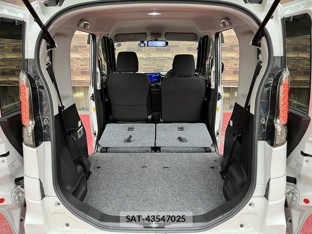 Suzuki SPACIA 2017-08 7359929-21