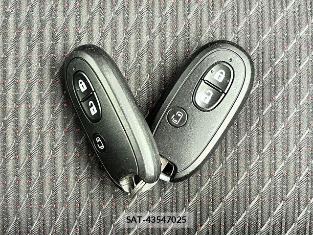 Suzuki SPACIA 2017-08 7359929-25