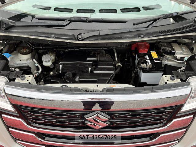 Suzuki SPACIA 2017-08 7359929-27
