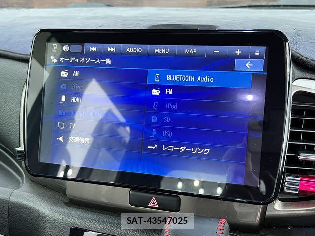 Suzuki SPACIA 2017-08 7359929-4
