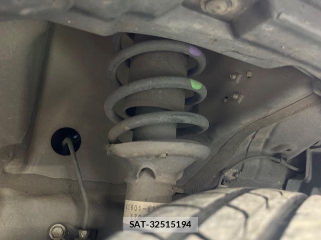 Suzuki SPACIA 2017-07 7394235-19