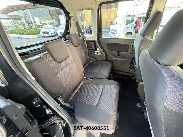 Suzuki SPACIA 2017-09 7458045-12