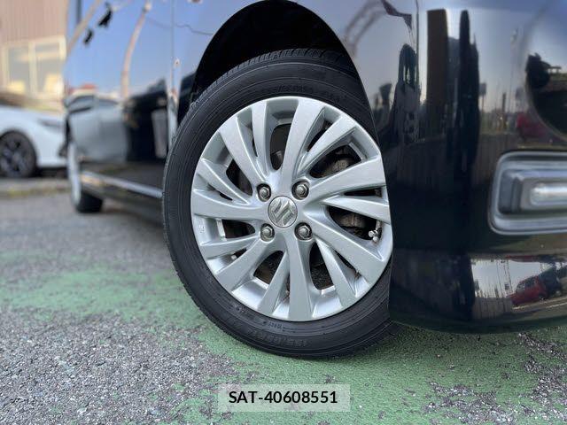 Suzuki SPACIA 2017-09 7458045-26
