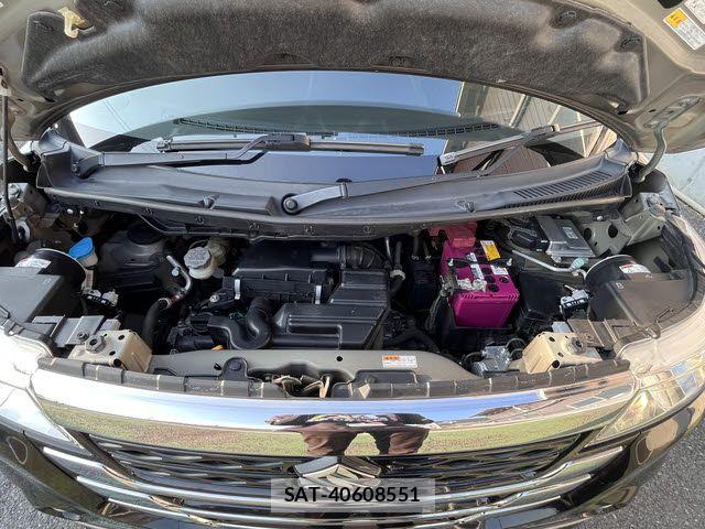 Suzuki SPACIA 2017-09 7458045-27