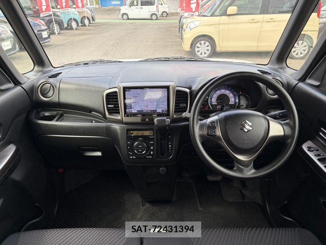 Suzuki SPACIA 2017-10 7502979-10