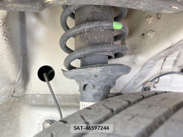 Suzuki SPACIA 2017-06 7620287-19