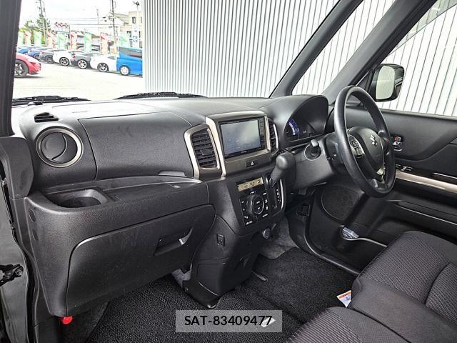 Suzuki SPACIA 2017-09 7620288-12