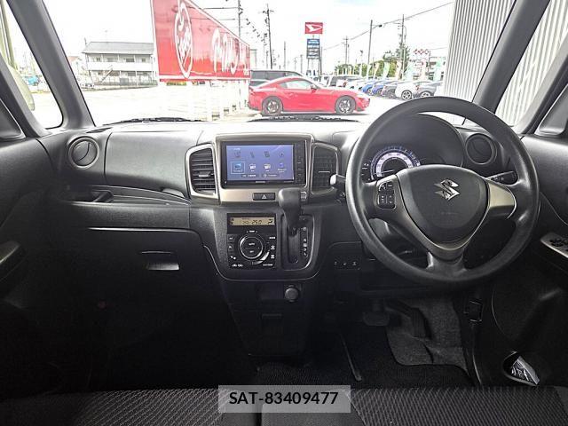 Suzuki SPACIA 2017-09 7620288-13