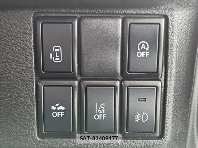 Suzuki SPACIA 2017-09 7620288-18