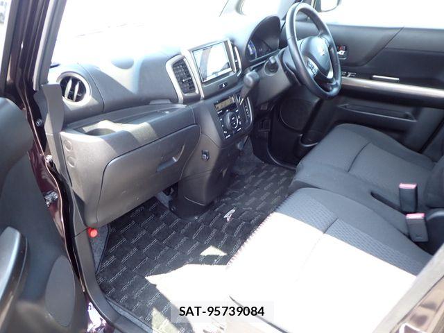 Suzuki SPACIA 2017-05 7981086-21