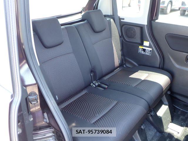 Suzuki SPACIA 2017-05 7981086-24