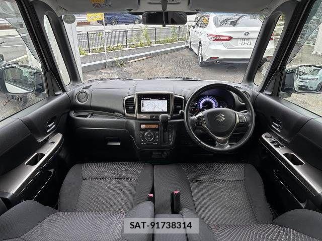 Suzuki SPACIA 2017-07 8038413-1