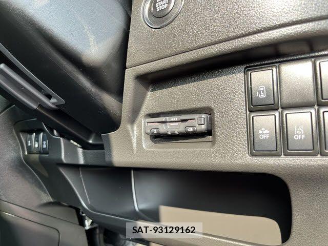 Suzuki SPACIA 2017-05 8210360-15