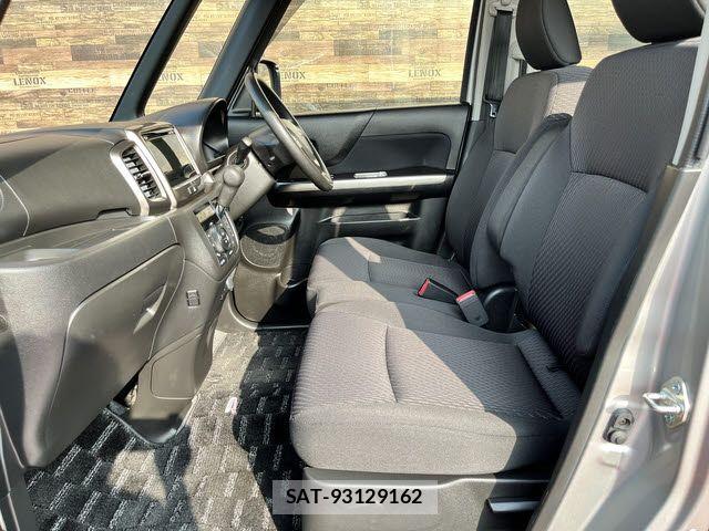 Suzuki SPACIA 2017-05 8210360-18