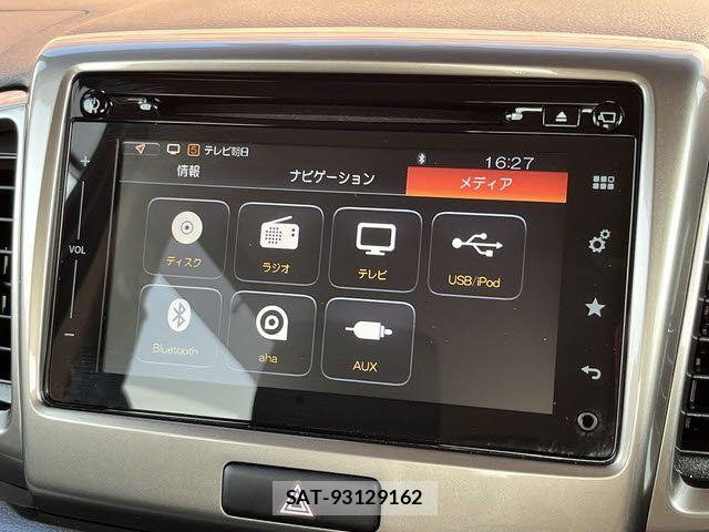 Suzuki SPACIA 2017-05 8210360-4