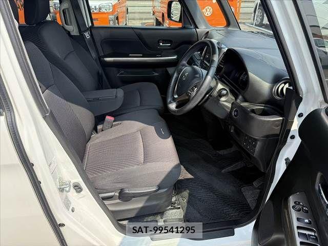 Suzuki SPACIA 2017-10 8210361-15