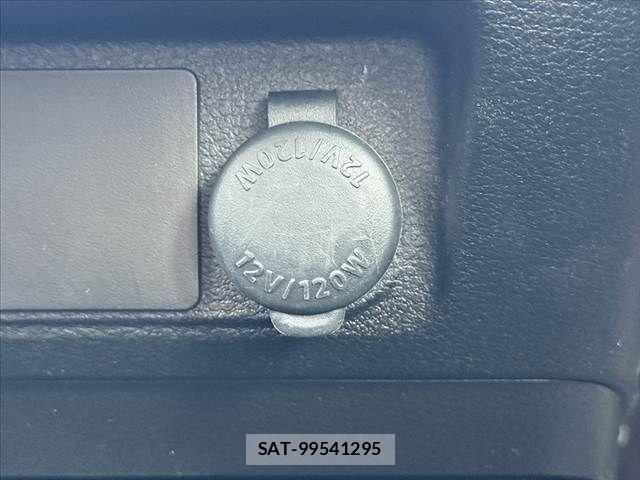 Suzuki SPACIA 2017-10 8210361-24