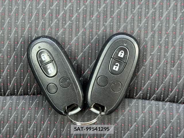 Suzuki SPACIA 2017-10 8210361-6