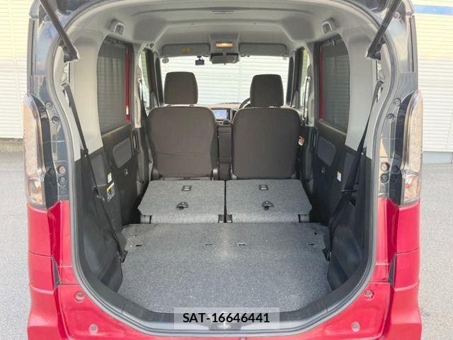 Suzuki SPACIA 2017-09 8210362-9